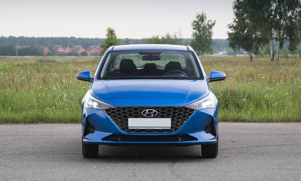 Хендай солярис 2021 фото. Хендай Солярис 2021. Hyundai Solaris 2020-2021. Новый хёндай Солярис 2021. Хендай Солярис 2021 новый кузов.